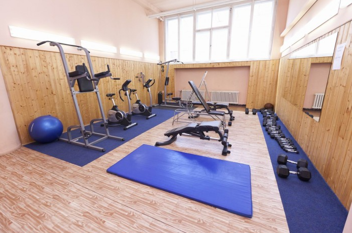 Posilovna na Sinkuleho koleji